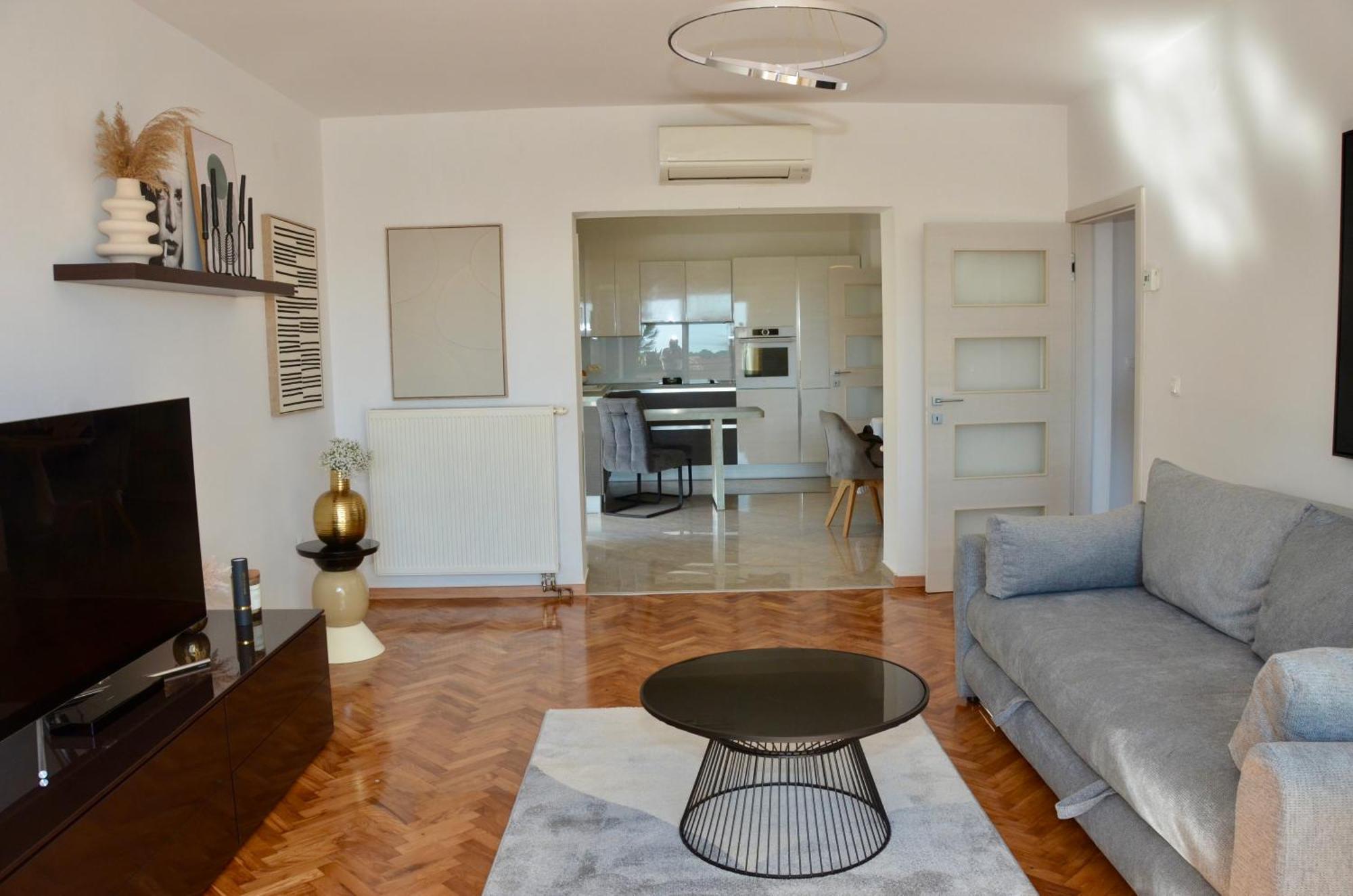 Apartments Toma Новаля Екстер'єр фото